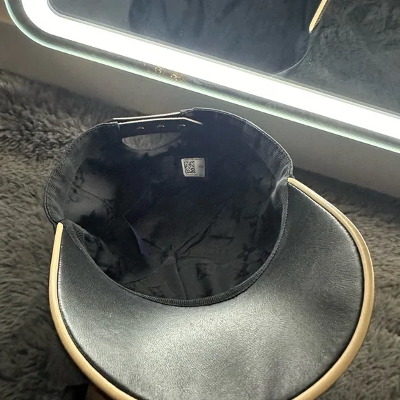 LV monogram cap - Picture 2 of 4